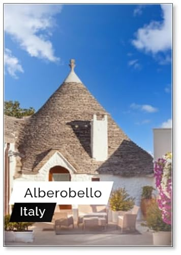 Wunderschönes, traditionelles Trullo-Haus, verziert mit Blumen und Pflanzen, Alberobello, Bari, Italien, Kühlschrankmagnet