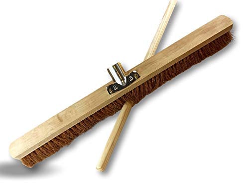 Balai d'atelier Type cantonnier | Lot de 3 | Piste Extérieur | Longueur 80 cm | Garnissage Brosse Fibre Coco Naturel | Semelle Bois | Douille métal boulonnée Ø 28 mm | avec Manche | Kibros 2080Mx3