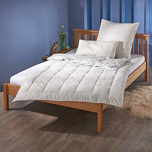Traumschlaf Premium Alpakabettdecke aus 97% Alpakawolle 3% Fasern warm - Made in Germany - für Allergiker geeignet 155x200 cm