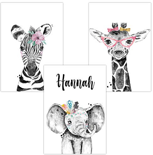 Olgs Wandbilder 3er Set personalisiert für Babyzimmer Deko | Kunstdruck DIN A4 | Dekoration Kinderzimmer Poster mit Namen (3er Set Zebra Elefant Giraffe Brille)