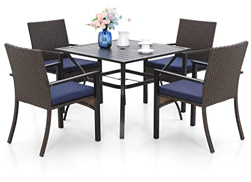 MFSTUDIO Rattan Balkonmöbel Set, Gartenmöbel Set 4 Stühle mit Tisch, Quadratische Stahl Lamellen Tisch mit 4cm Schirmloch und 4 Polyrattan Sessel für Terrasse, Balkon, Bistro, Hinterhof