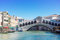 Acryl-Bild 50 x 30 cm: Blick auf die berühmte Rialtobrücke in Venedig, Italien (109631597)