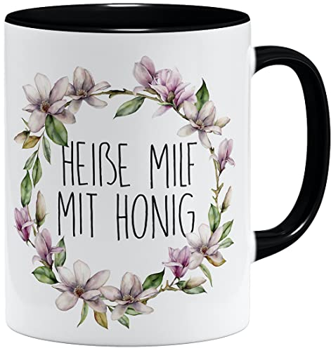 OM3® witzige Kaffee-Tasse mit Spruch - Heiße Milf mit Honig - kitschig Blumen - Keramik Becher - 325ml - Beidseitig Bedruckt - Schwarz