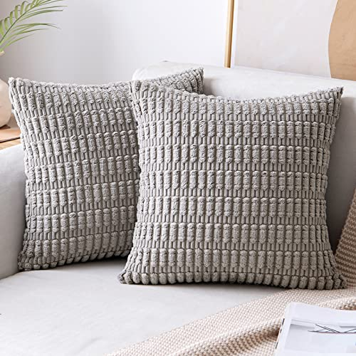 MIULEE 2er Set 60x60 cm Kordsamt Kissenbezüge Moderne Kissenhüllen Dekorative Sofakissen Dekokissen Weicher Zierkissenbezug für Wohnzimmer Sofa Schlafzimmer Boho Dekor Hellgrau