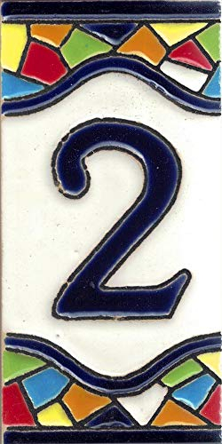 TORO DEL ORO Numeri civici e lettere in piastrelle. Ceramica smaltata, dipinti a mano tecnica corda secca. Nomi e direzioni. Design Mosaico medio 5,5 x 10,5 cm (Numero Due 2)