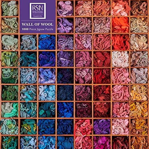 Puzzle - Royal School of Needlework, Wand mit Wolle: Unser faszinierendes, hochwertiges 1.000-teiliges Puzzle (73,5 cm x 51,0 cm) in Stabiler Kartonverpackung