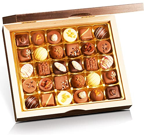 Pralinenbote Geschenk Abo – Das Pralinenclub Vierteljahr mit 3 x 30 Pralinen der besten Chocolatiers – endet ohne Verpflichtung – Das exklusive Pralinen Geschenk mit nachhaltiger Überraschung