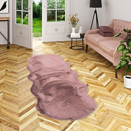 Pergamon Luxus Super Soft Fellteppich Plush Beere Shape XL in 55x160 cm
