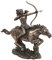 Ebros Tribal Indianer-Krieger mit Adler Roach Kopfschmuck auf Pferd mit Shortbow und Pfeil Statue 25,4 cm lang Indianer Figuren und Statuen Kulturerbe Heimdekoration