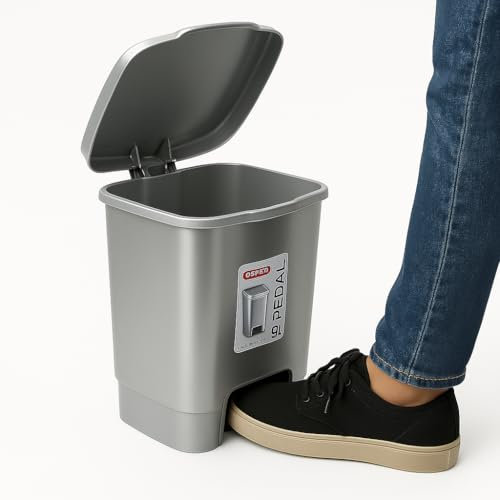 TECHZOCO Cubo basura plástico, Cubo basura apertura pedal, Papelera de pedal, cubo de Pedal, Basura para baño, Libre de BPA, 25.5 cm alto x 24 cm ancho x 22 cm fondo, Capacidad 7.5 Litros, Plateado