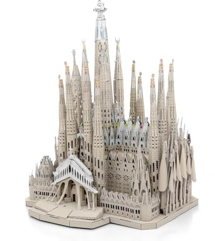 Fascinations ICX258 Metal Earth Metallbausätze - Architektur Sagrada Familia, lasergeschnittener 3D-Konstruktionsbausatz, 3D Metall Puzzle, DIY Modellbausatz mit 4 Metallplatinen, ab 14 Jahre