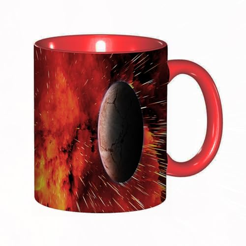 Tassendruck Exoplanet steht kurz vor der Zerstörung durch die Explosion eines Sterns. Gesteinsplanet in der Nähe der Supernova. Abstraktes Universum. 3D-Illustration Kaffeetasse/Mug/Cup