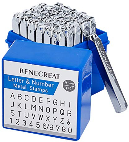 BENECREAT 36PCS 1/4 6mm Buchstaben und Zahlenmetallstempelset Galvanisierter Lochstempel aus Kohlenstoffstahl mit A-Z, 0-8, kaufmännisches Und zum Aufdrucken von Markierungen auf Metallholzleder