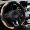 LMYDIDO Lenkradbezug Leder, Lenkradbezug Auto, Universal Lenkradbezug 37–39 cm, rutschfest, atmungsaktiv, Kohlefaser, Sport, elastisches Band ohne Innenring, Beige