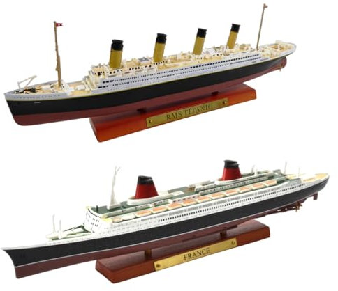 OPO 10 - Lot de 2 paquebots transatlantiques mythiques : Le France + Le Titanic/échelle 1:1250 Soit Environ 21 cm - PA1