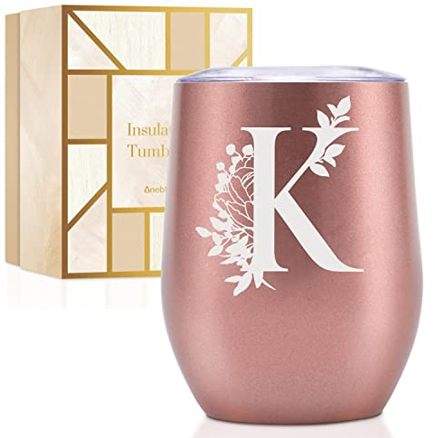 Onebttl Personalisierte Becher mit Deckel für Frauen, Monogramm-Kaffeetasse mit Initialen, Geschenke für sie, Mädchen, Brautjungfern, Freunde, Schwestern, Mutter, Roségold, K