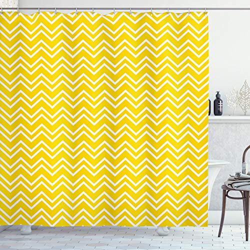 ABAKUHAUS Chevron Duschvorhang, Chevron-Muster-Gelb, Stoffliches Gewebe Badezimmerdekorationsset mit Haken, 175 x 180 cm, Gelb und Weiß