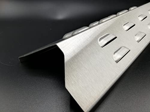 KOCH #20 Rostfreier Flammenverteiler 390 x 120mm passend z.B. für Campinggaz Woody - Universal Brennerabdeckung mit Kiemenstruktur - Massiver V2A Edelstahl Stärke 1,25mm 600g Qualität made in Germany!