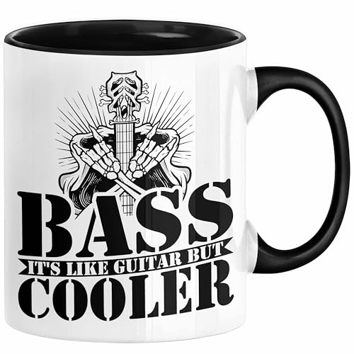 Trendation - Bassist Tasse Geschenk Bass-Spieler Geschenkidee Kaffee-Becher Bass It's Like Guitar But Cooler (Schwarz)