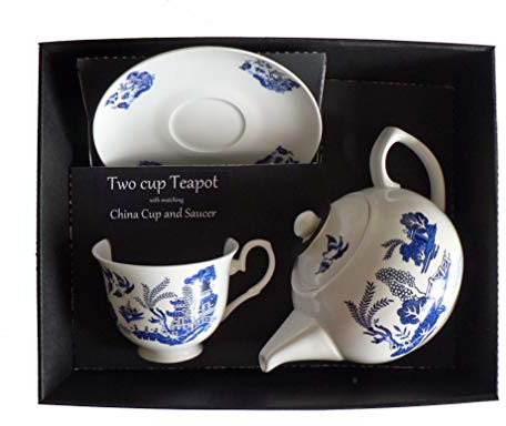 Blue willow Teapot cup and saucer gift set - Porcelain teapot, with fine china cup & saucer in gift boxed package