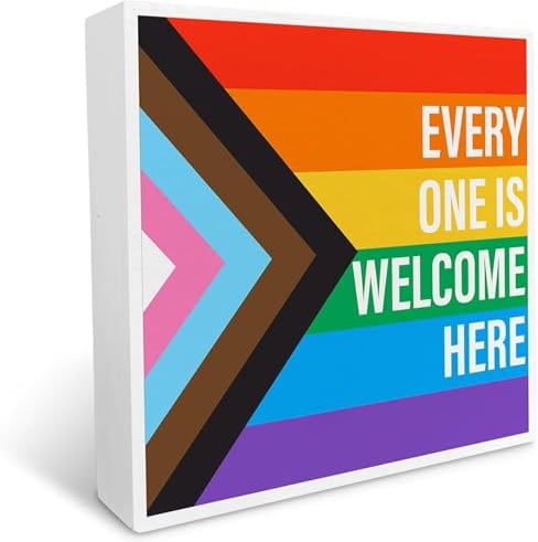 Progress Pride LGBT Holzbox-Schild, LGBTQ Home Office Schreibtisch Dekor, Regenbogen Lesben Schwul Queer Zimmer Dekoration, LGBT Pride Month Männer Frauen Teenager Geschenke, Every One Is Welcome Here