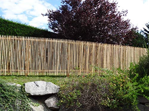 Gartenwelt Riegelsberger Premium Staketenzaun aus Kastanie Kastanienzaun Rollzaun Lattenabstand 2-3 cm Zaunlänge 2,2 m Höhe 200 cm