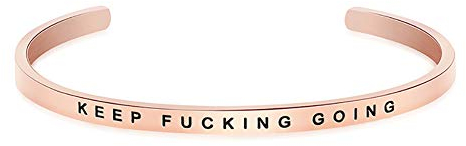 Inspirierende Armbänder,NewChiChi Manschettenarmband Verstellbar 4 mm Mantra Zitat Band Graviert Edelstahl Freundschaft Motivationsschmuck für Frauen Männer Mädchen