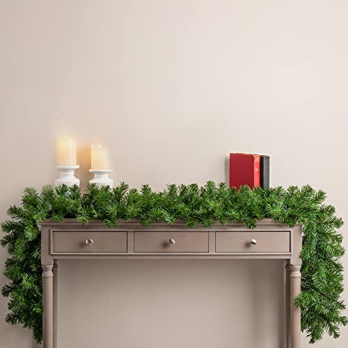 Christow Plain Christmas Garland for Fireplace & Stars, Luxury Artificial Green Spruce Winter Garland, Home Xmas Decoration, Bushy with Natural Looking Dual Tone Needles, Easy Hanging (1.8m / 6ft)