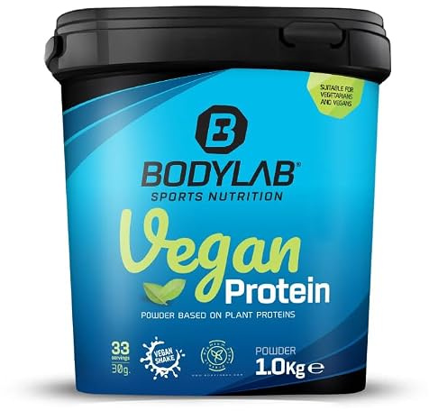 Bodylab24 Vegan Protein, Milchreis Zimt, 1kg | 100 % veganes Proteinpulver aus Ackerbohnen-, Erbsen- & Kürbiskernprotein, bis zu 80 % Eiweiß, ohne Zuckerzusatz