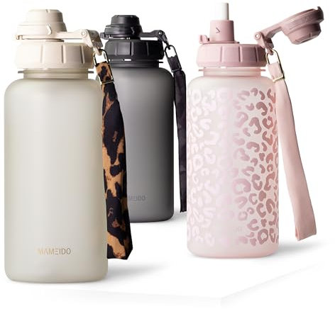 MAMEIDO Gourde 1l avec Paille & Marqueur de Temps de Motivation, Gourde Sport avec Dragonne, Gourde Enfant étanche, Bouteille d'eau sans BPA, Water Bottle (Ivory Beige, 1000ml)