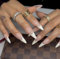 MouyouGlow Press on Nails Lang,Stiletto Nude Perlglanz Weiß French Glazed Donut Hailey Bieber Fake Nails mit Nagelkleber,White Tips Aurora Chrome Künstliche Fingernägel