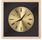 Navaris Analog Holz Wanduhr Quadrat Design - 30 x 30 x 3,5cm - analoge Hängeuhr Uhr zum Aufhängen mit goldenem Ziffernblatt - Holzuhr Hellbraun