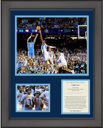 HOFSM.COM Hall of Fame Sports Memorabilia Gerahmter Caleb Love North Carolina UNC Shot vs Duke 2021–2022 NCAA Turnier College Basketball 27,9 x 35,6 cm 3 Fotocollage