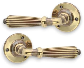 Infinity Decor Pair of Vintage Reeded Lever on Round Rose Door Handles Aged Brass Finish - Solid Brass Door Pull Handle Set for Interior & Exterior Use