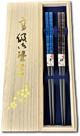Lot de 2 baguettes japonaises réutilisables de qualité supérieure [fabriquées au Japon] Baguettes traditionnelles en bois laqué B (motif étalé BL/BR(2KR019))