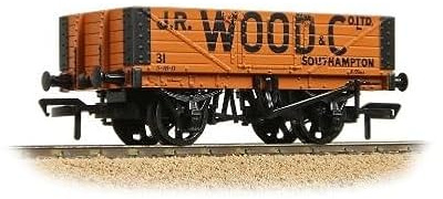 Bachmann 37-053A 5 Plank Wagon, Wooden Floor, J.R. Wood & Co. Ltd., Orange, OO Gauge