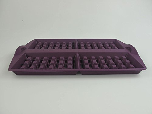 TUPPERWARE Backen Silikonform Waffeln lila Silikon Form Waffelfom H46 16895