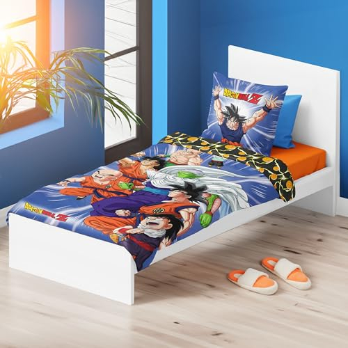 Elbenwald Dragon Ball Z Bettwäsche Set mit Group Motiv Wendebettwäsche 135 x 200 cm und 80 x 80 cm Baumwolle mit coolem Sportbag