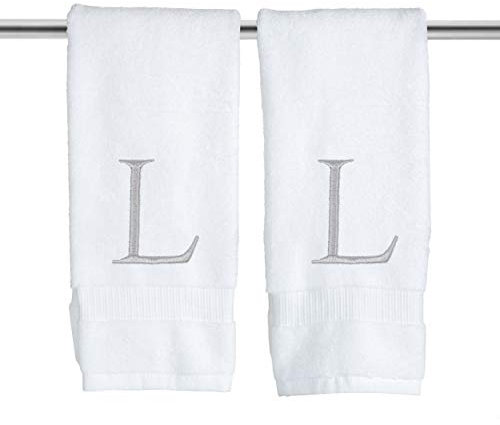 Monogrammierte Handtücher für Badezimmer – Luxus-Hotel-Qualität, personalisierte Initiale, dekoratives besticktes Badetuch für Puderzimmer, Spa – GOTS Bio-zertifiziert – Set mit 2 Buchstaben L