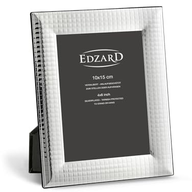 EDZARD Bilderrahmen Forli (Foto 10x15 cm) versilbert anlaufgeschützt | Silberrahmen für Fotos 10x15 cm, strukturierte Oberfläche, Samtrücken, 2 Aufhänger, zum Stellen und Hängen, Fotorahmen