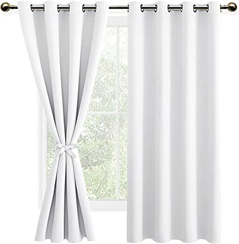 DWCN Lot de 2 Rideaux Occultants à Oeillets, Rideau Thermique Isolant Anti Froid pour Salon et Chambre à Coucher Noël, 132x183 CM (Largeur x Hauteur), Blanc Gris