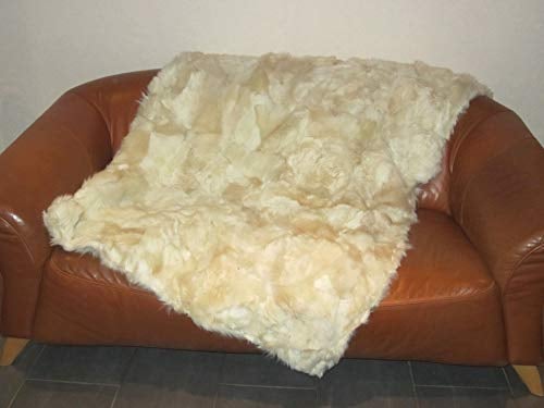 Felltrade Echte Öko Merino Schaffell Lammfell Patchwork Wohndecke Sofadecke, wollweiß, 170 x 200 cm