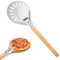 QOUBNIC Pala para Pizza Perforada, 7 Pulgadas Redonda Aluminio con Mango Desmontable para Barbacoa Cocinar Pizzas, Sartén, con Mango de Madera