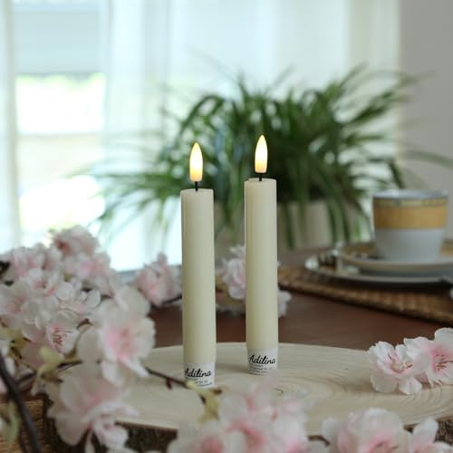 ADILINA LED Stabkerzen Rustik-Optik creme Echtwachskerzen Dinnerkerzen Spitzkerzen mit TImer H. 16cm (2 Stabkerzen 13cm)