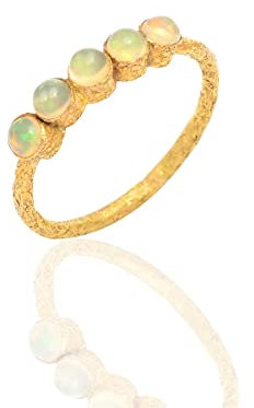 Shweta Creations 18 Karat Gelbgold Ring, strukturierter handgefertigter Ring mit natürlichem Opal rund 0,25 Karat Geschenke zum Jubiläum, Hochzeit