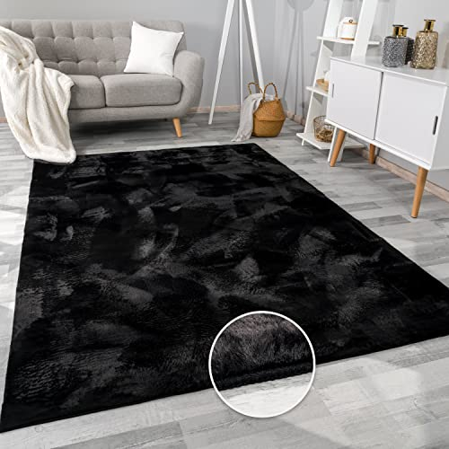Paco Home Teppich Wohnzimmer Kunstfell weich waschbar modern elegant pflegeleicht Felloptik Uni Seidenglanz flauschig Kurzflor, Grösse:140x200 cm, Farbe:Schwarz