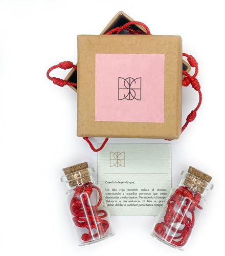Somos Dharma Bracciale Filo Rosso Nodi Serve Amuleto di Buona Fortuna e di Protezione. I braccialetti di filo del destino sono regali originali per uomo e donna, coppie, mamma o amici.