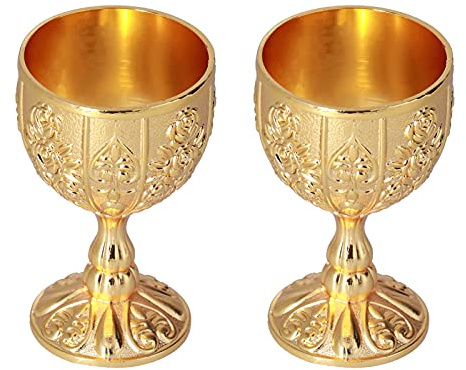 OVAQUIXI 2Pcs 30ML Goblet, Vintage Chalice Goblet Gold Wine Glasses Metal Embossed Wine Cup for Home Decoration Collection