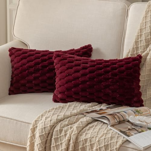 Mandioo 2er Set WeinRot superweichen dekorative Plüsch Kissenbezug Kissenbezüge 30 x 50 cm Wollsamt Dekokissenbezüge Kissenhülle Sofakissen Dekokissen flauschig für Couch Sofa Bett Wohnzimmer
