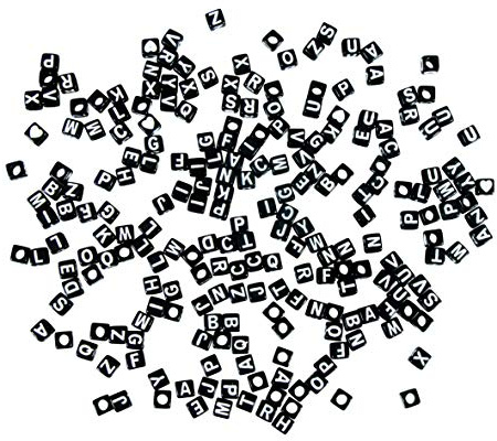 Rayher 16052576 Plastik-Buchstaben-Perlen Würfel, 5 x 5 mm, schwarz, 4seitig weiße Buchstaben, 40 g (ca. 400 Stück), Speichel- und Schweißecht, Perlen für Schmuck und zum Basteln